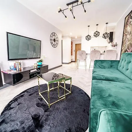 Modern And Stylish- Golden Apartments- Center&g30 Apartment